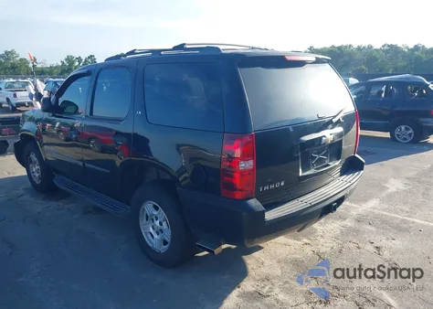 2008 Chevrolet Tahoe Ls z USA, uszkodzony, nr VIN 1GNFC13C78R252341